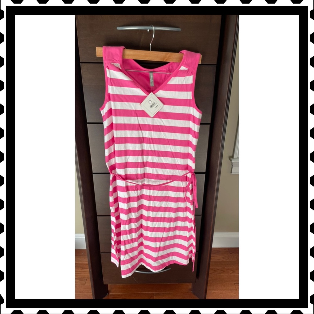 NWT Hanna Anderson Women’s M dress
